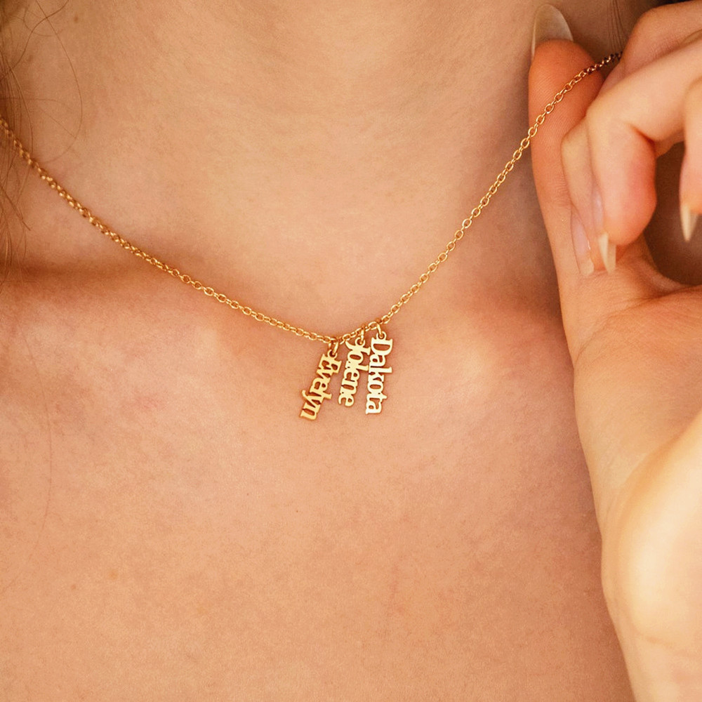 Colar personalizado com vários - Birth Flower Necklace avaliação e preço